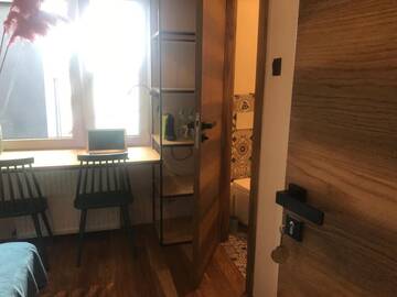 Фото номера Небольшой двухместный номер с 1 кроватью Проживание в семье "Ku Słońcu" Pokoje &amp; Apartamenty г. Ястшембя-Гура 5