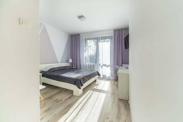 Фото номера Двухместный номер с 1 кроватью и балконом Проживание в семье Villa Azalia г. Ястшембя-Гура 5