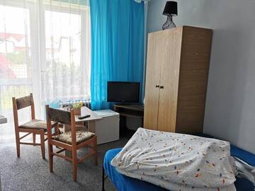 Фото номера Трехместный номер с собственной ванной комнатой Проживание в семье Pokoje Gościnne Jastrzębia Góra г. Ястшембя-Гура 3