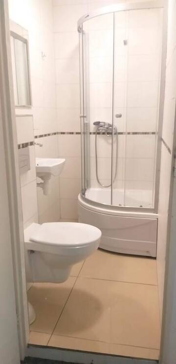 Фото номера Четырехместный номер эконом-класса Проживание в семье Pokoje Gościnne Jastrzębia Góra г. Ястшембя-Гура 3