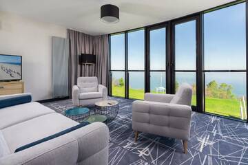 Фото номера Люкс, вид на море Отель Hotel Restauracja Faleza г. Ястшембя-Гура 3